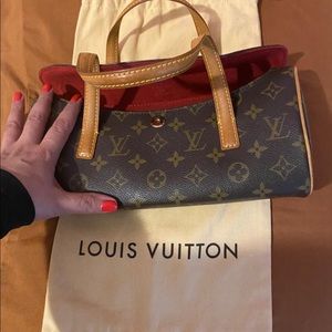 Lv bag like new